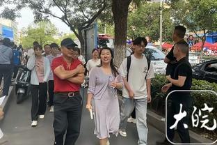 李璇评马宁：三个点球挑不出太大毛病，果然是永远的男主角